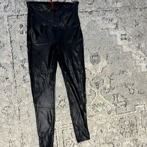 Women’s Spanx XL *READ DESCRIPTION*